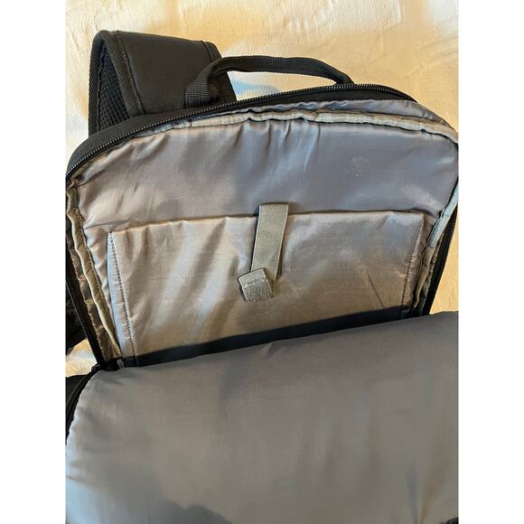 Embark Black Computer Loading Backpack - Picture 5 of 6